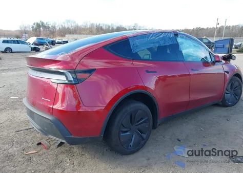 2026 Tesla Model Y Long Range Launch Series/Premium All-Wheel Drive z USA, uszkodzony, nr VIN 7SAYGDEE7TF359512